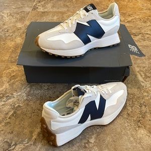 New Balance 327